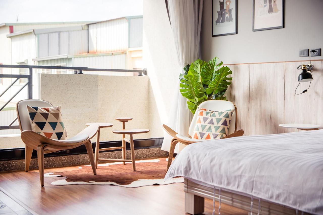 I Am Here B&B Tainan Buitenkant foto