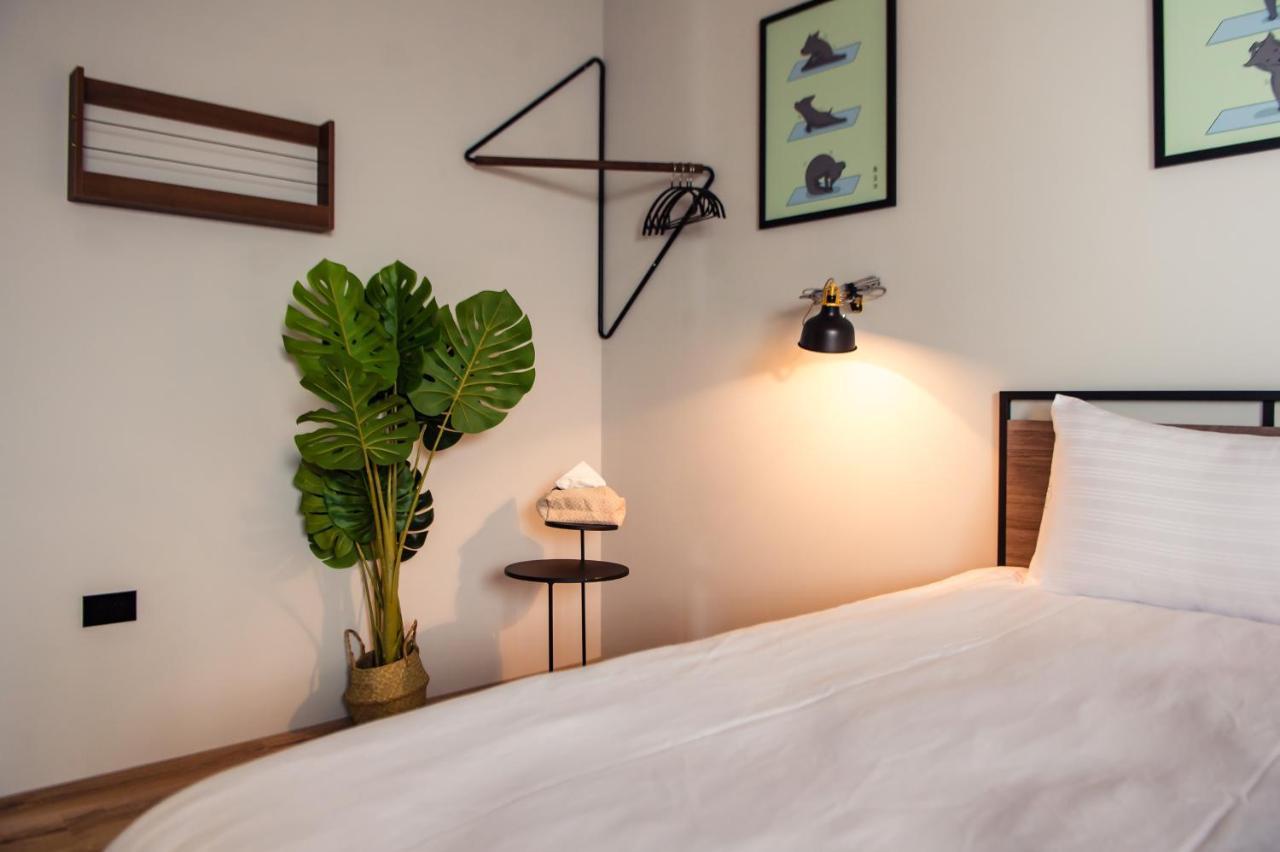 I Am Here B&B Tainan Buitenkant foto