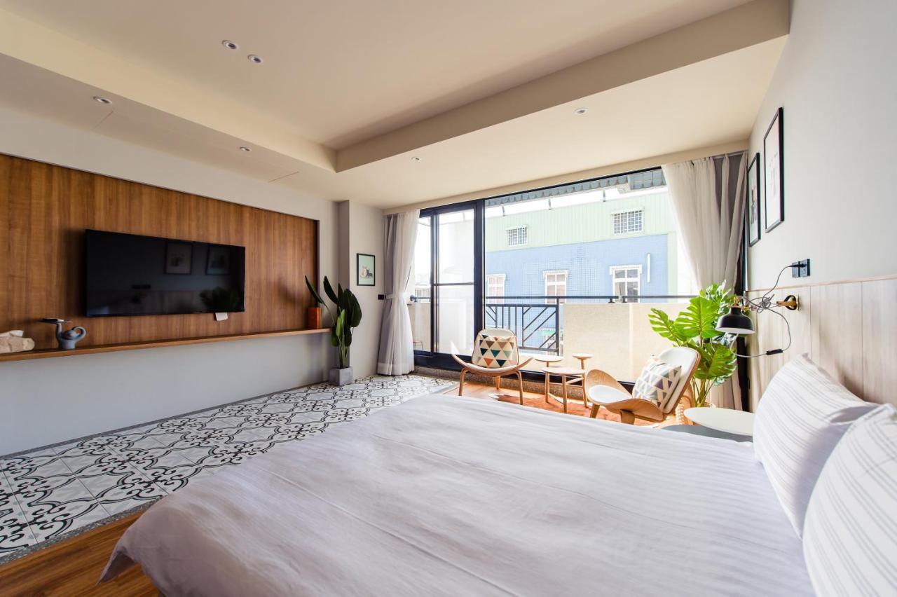 I Am Here B&B Tainan Buitenkant foto
