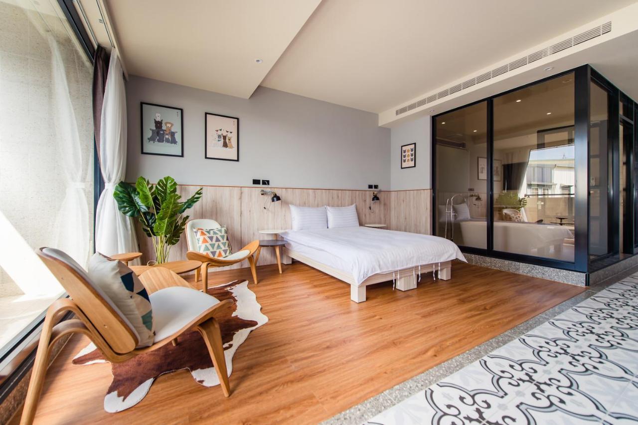 I Am Here B&B Tainan Buitenkant foto
